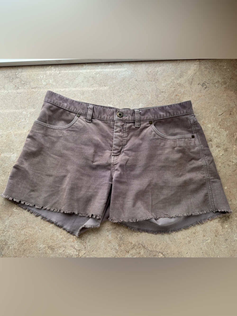 Carve Designs Oahu Corduroy Raw Hem Shorts, Size 8